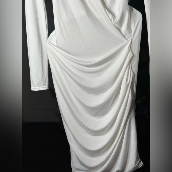 Nasty gal white scrunched v neck little dress size xs - Picture 12 of 12